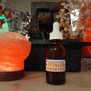 SERUM DE VIT C-ACIDO HIALURONICO ROSTRO RADIANTE LUMINOSIDAD SIN FIN